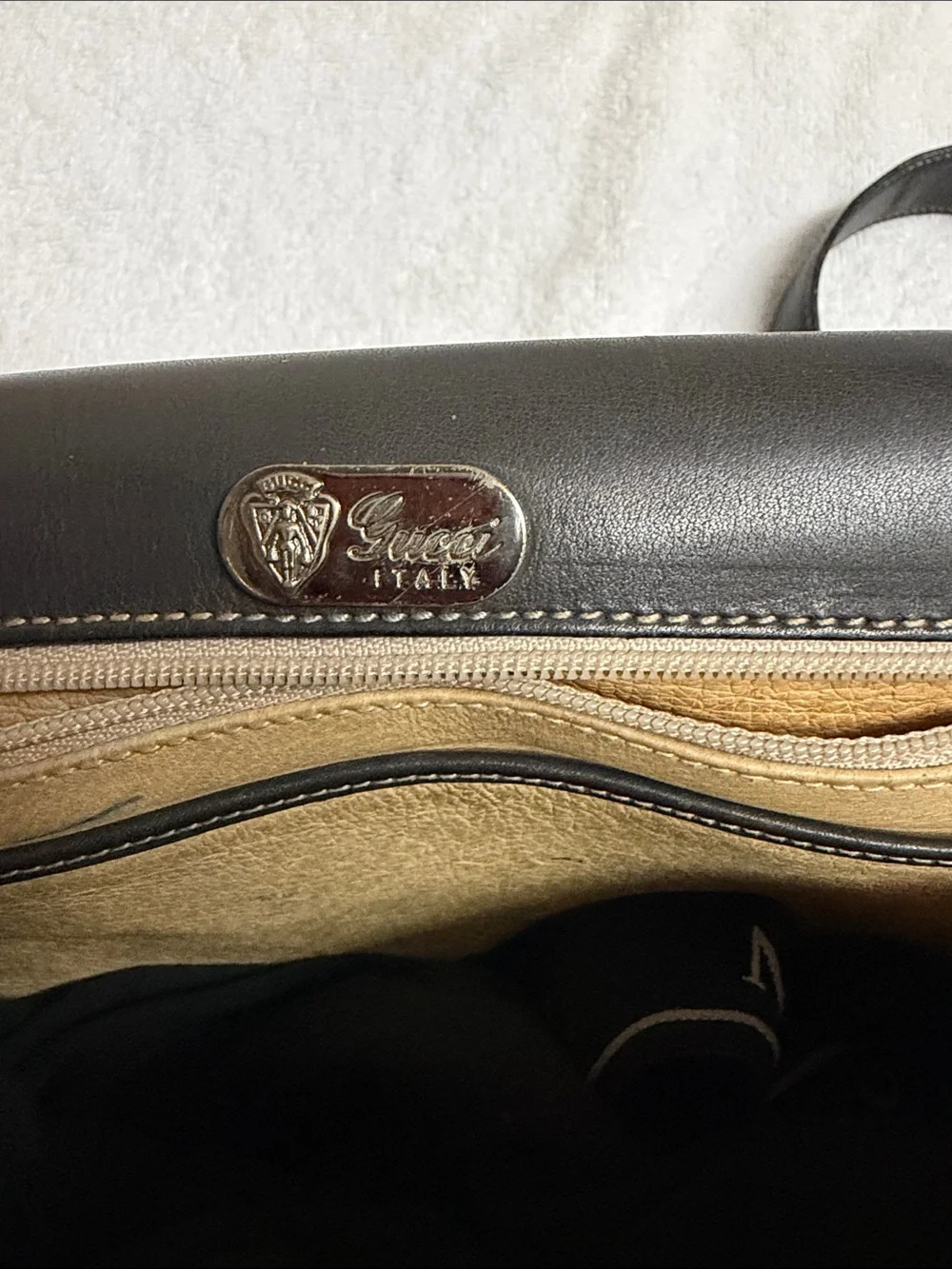 Gucci Black Quilted Leather Messenger Bag